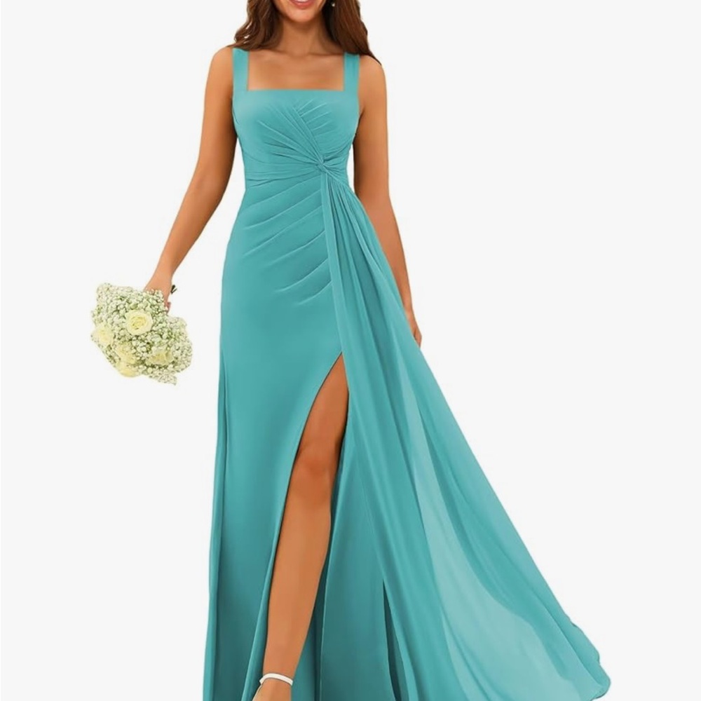 Elegant Teal Evening Gown